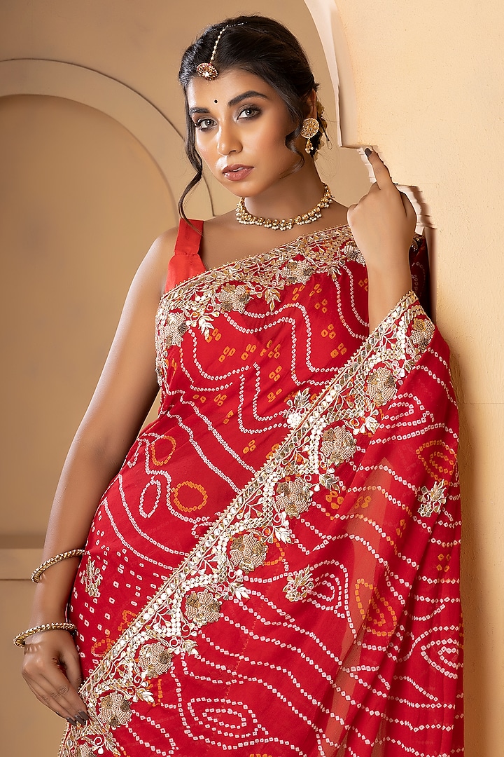 Crimson Red Pure Chinnon Crepe Embellished Bandhani Party Wear Saree Set by Albis Jaipur at Pernia's Pop Up Shop
