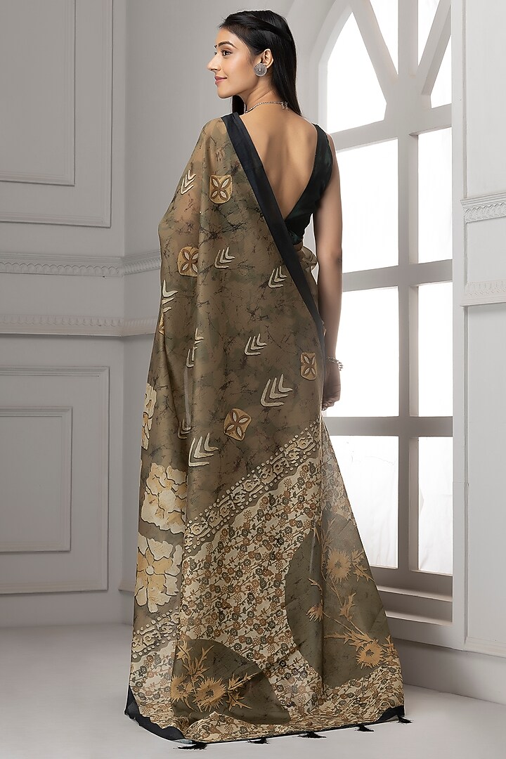 Dark Grey Pure Linen Silk Printed Festive Saree Set by Albis Jaipur at Pernia's Pop Up Shop