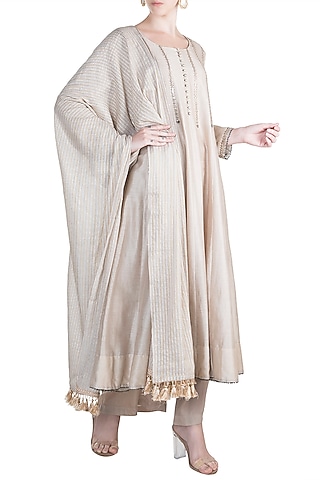 Grey Embroidered Kurta Set by Alkaline by Alka Suman