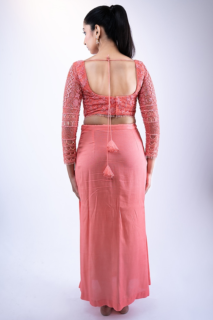 Peach Chiffon Embroidered Wedding Saree Set by Pooja Kankariya at Pernia's Pop Up Shop