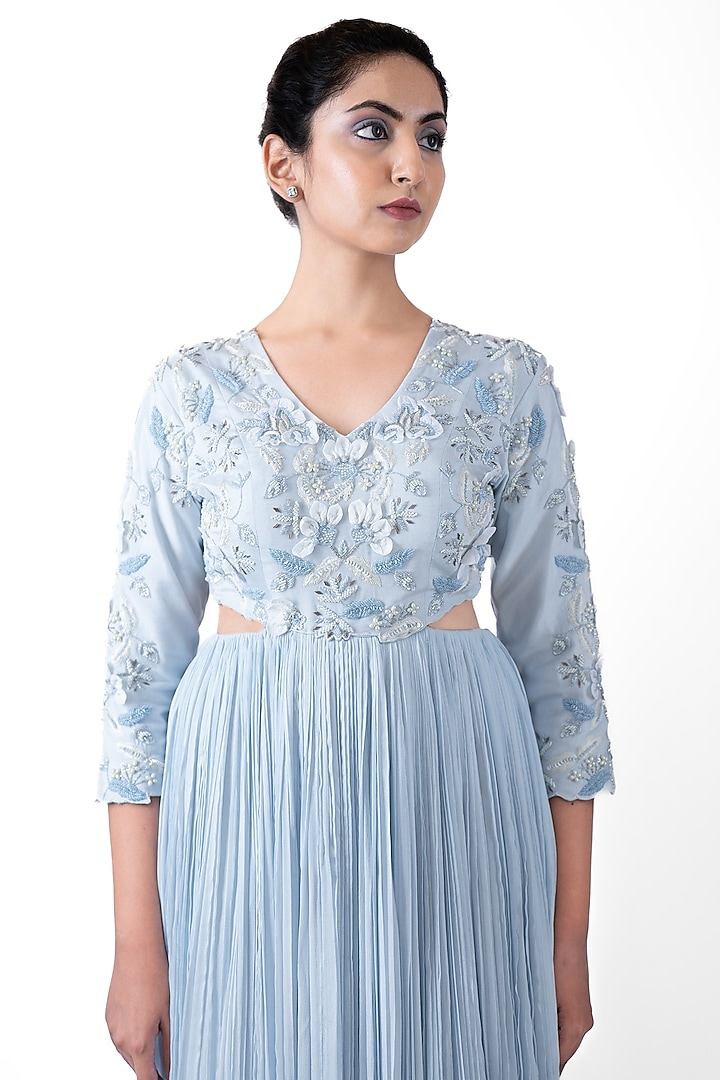 Cloud Blue Silk Embroidered Gown With Dupatta by Pooja Kankariya at Pernia's Pop Up Shop