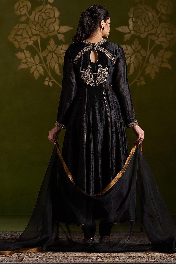 Black Pure Silk Embroidered Anarakli Set by Almaari by Pooja Patel at Pernia's Pop Up Shop