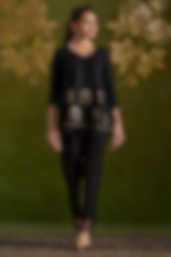 Black Handmade Tussar Embroidered Co-Ord Set by Almaari by Pooja Patel at Pernia's Pop Up Shop