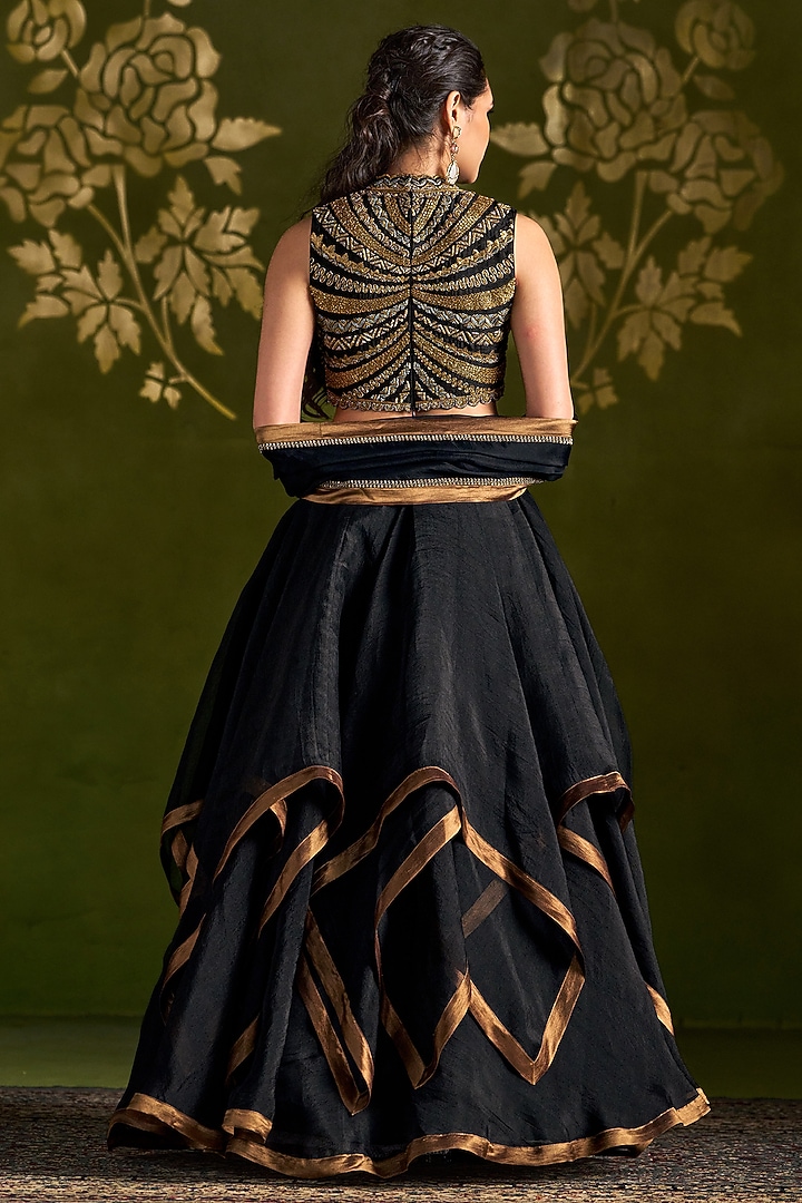 Black Silk Wedding Lehenga Set by Almaari by Pooja Patel at Pernia's Pop Up Shop