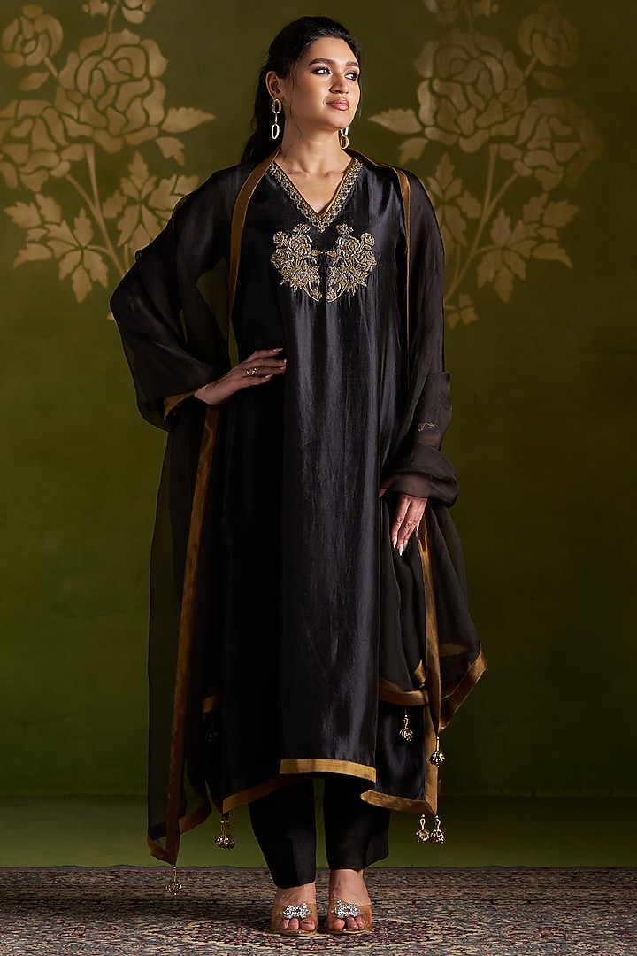 Black Pure Silk Embroidered Party Wear Anarkali Set by Almaari by Pooja Patel at Pernia's Pop Up Shop