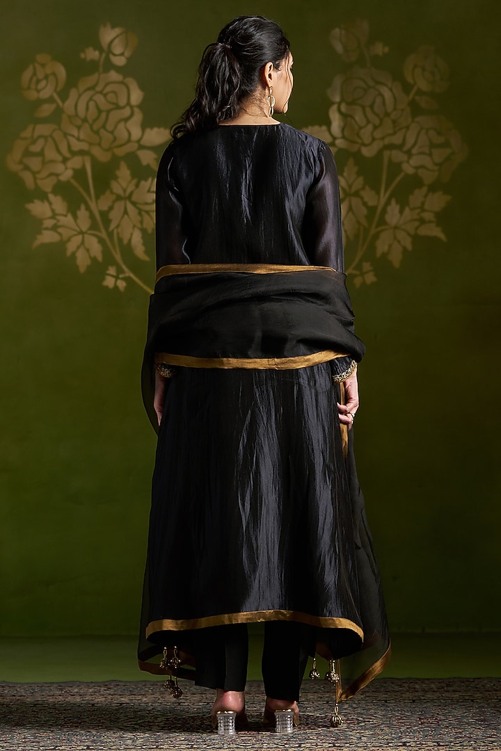 Black Pure Silk Embroidered Party Wear Anarkali Set by Almaari by Pooja Patel at Pernia's Pop Up Shop