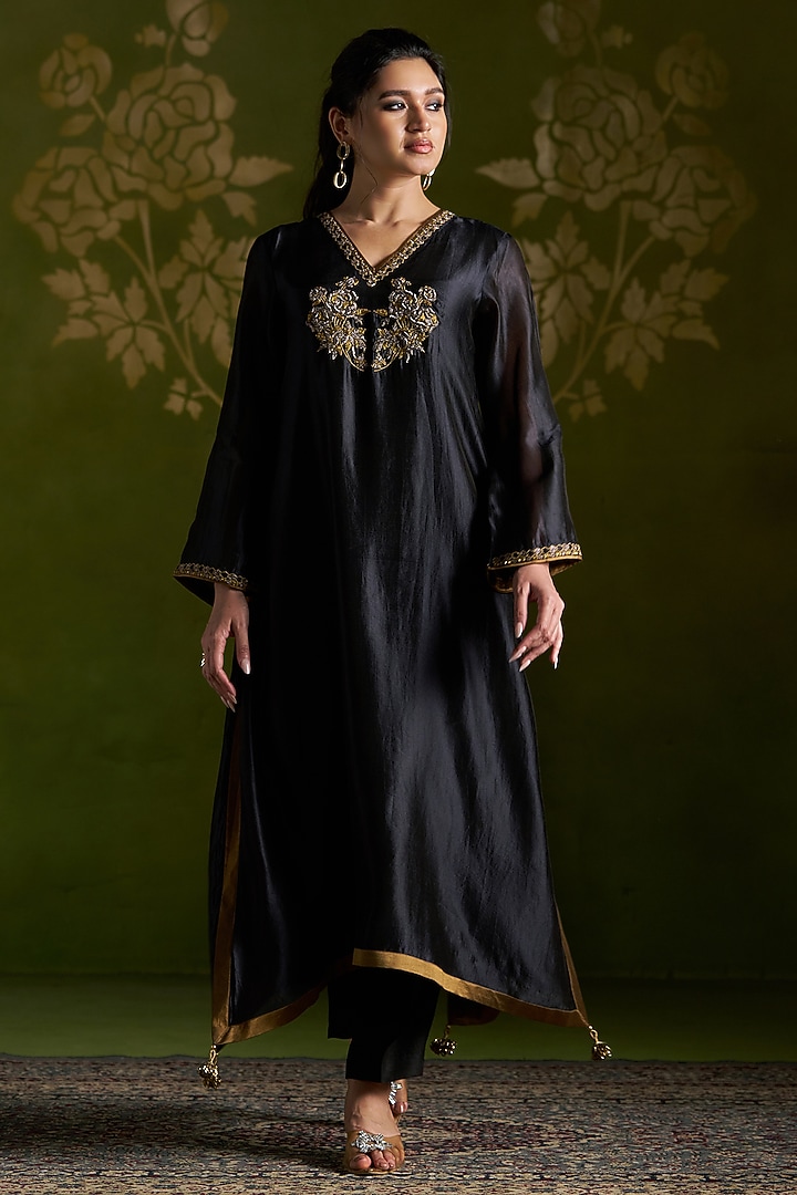 Black Pure Silk Embroidered Party Wear Anarkali Set by Almaari by Pooja Patel at Pernia's Pop Up Shop