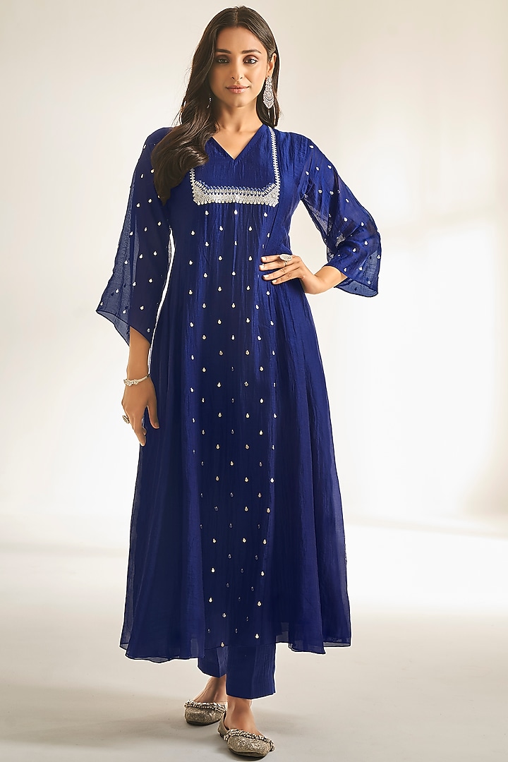 Persian Blue Soft Chanderi Embroidered Kurta Set by Almaari by Pooja Patel at Pernia's Pop Up Shop