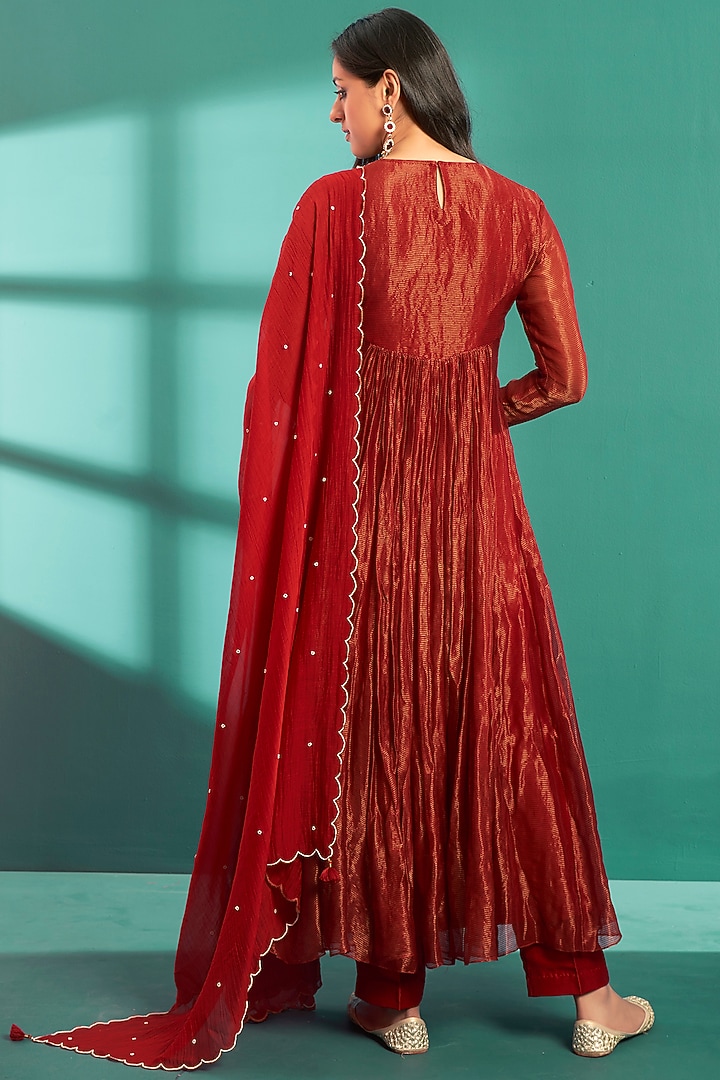 Red Flat Silk & Chanderi Embroidered Wedding Anarkali Set by Almaari by Pooja Patel at Pernia's Pop Up Shop