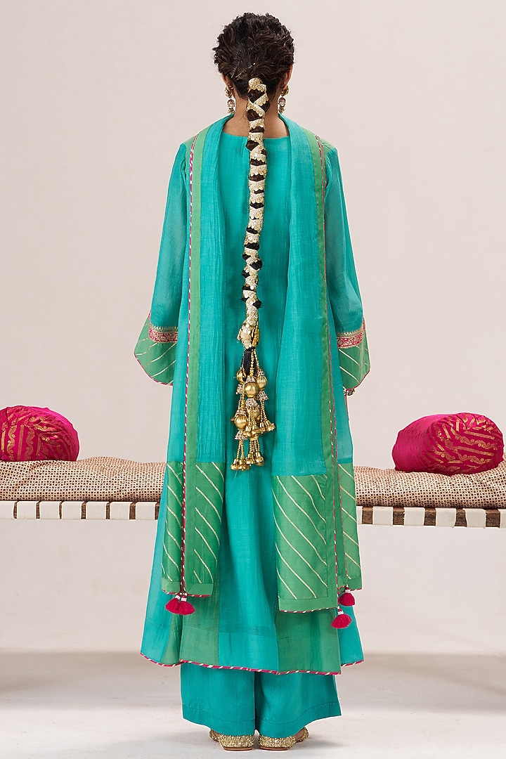 Sea Green Pure Chanderi Sequin & Pearl Embroidered Kurta Set by Almaari by Pooja Patel at Pernia's Pop Up Shop