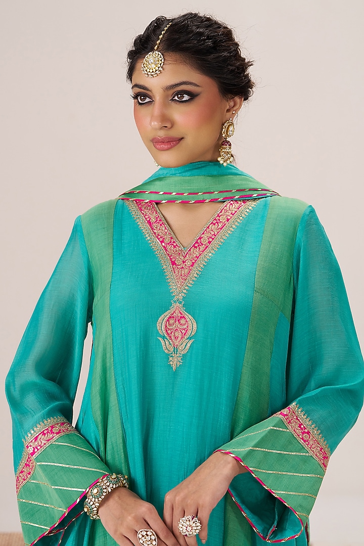 Sea Green Pure Chanderi Sequin & Pearl Embroidered Kurta Set by Almaari by Pooja Patel at Pernia's Pop Up Shop