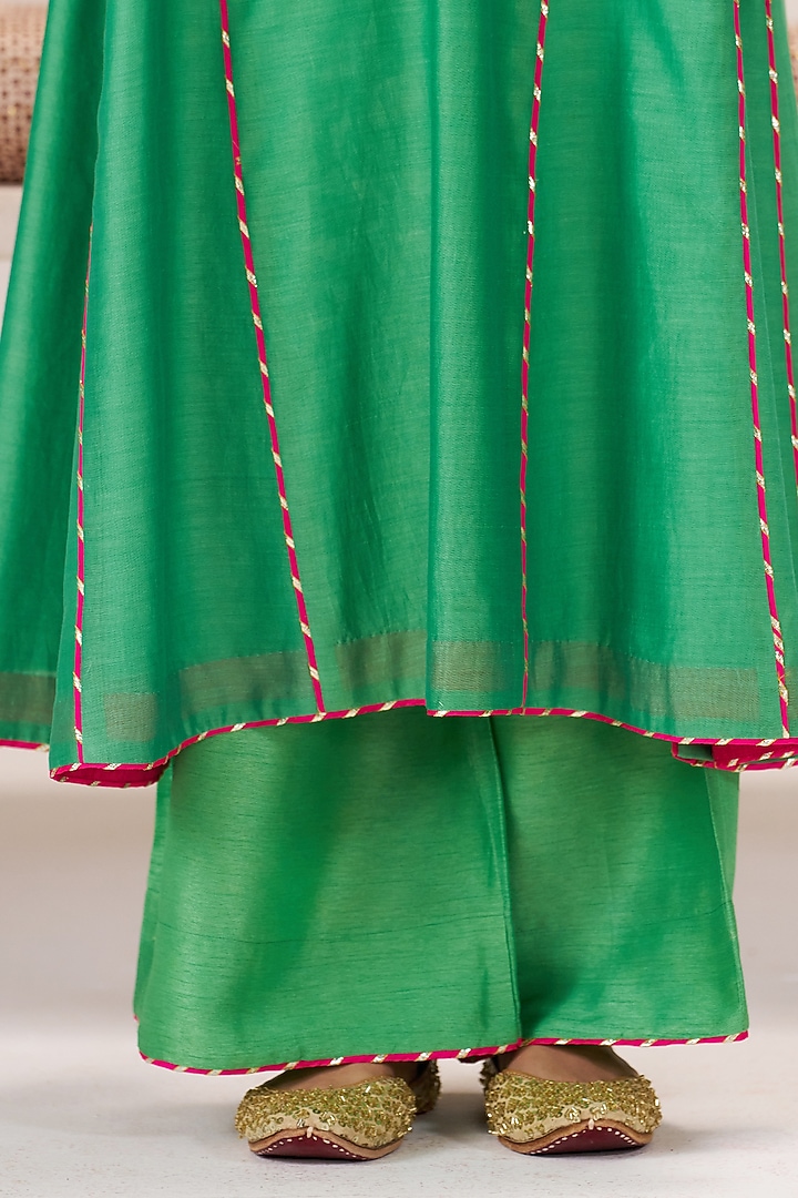 Pista Green Pure Chanderi Sequin & Pearl Embroidered Kurta Set by Almaari by Pooja Patel at Pernia's Pop Up Shop