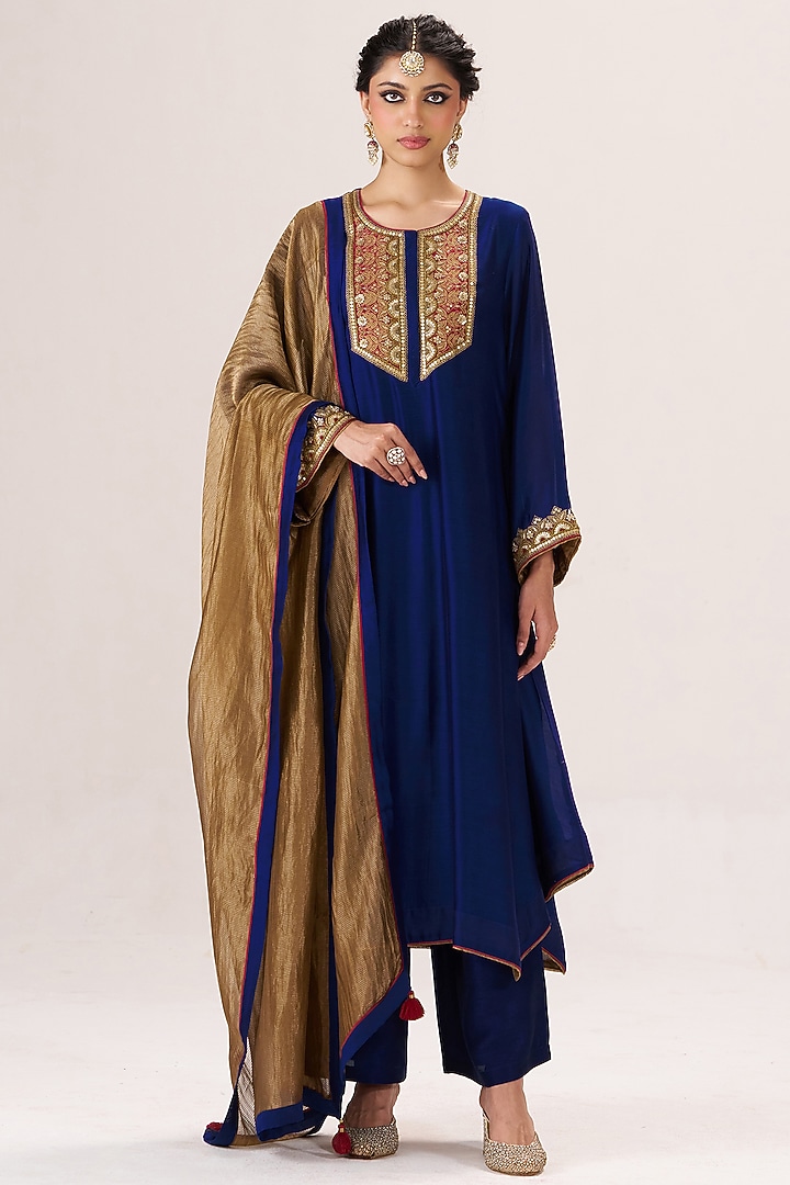 Blue Pure Chanderi Sequin Embroidered Kurta Set by Almaari by Pooja Patel at Pernia's Pop Up Shop