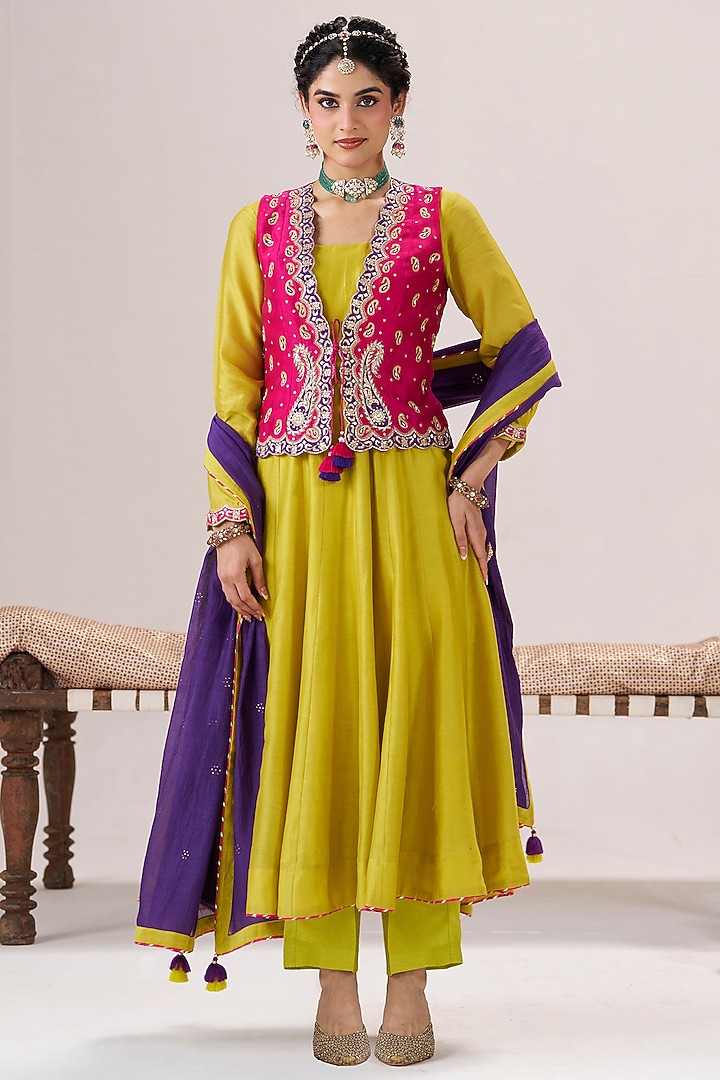 Yellow Pure Chanderi Jacket Kurta Set by Almaari by Pooja Patel at Pernia's Pop Up Shop