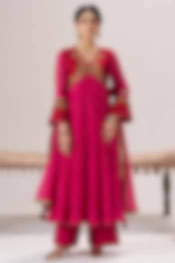 Red Pure Chanderi Pearl Embroidered Kurta Set by Almaari by Pooja Patel at Pernia's Pop Up Shop