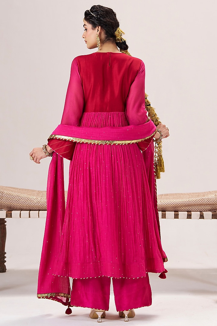 Red Pure Chanderi Pearl Embroidered Kurta Set by Almaari by Pooja Patel at Pernia's Pop Up Shop