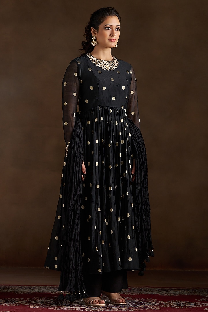 Black Chanderi Sequins Embroidered Party Wear Anarkali Set by Almaari by Pooja Patel at Pernia's Pop Up Shop