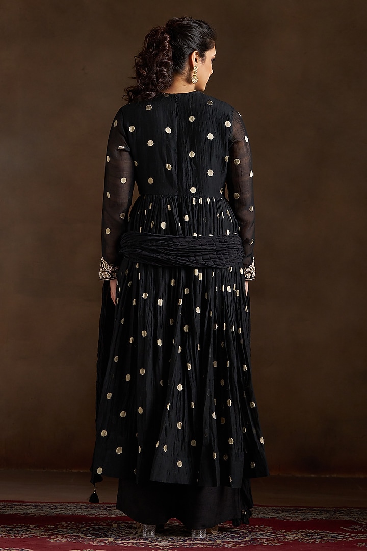 Black Chanderi Sequins Embroidered Party Wear Anarkali Set by Almaari by Pooja Patel at Pernia's Pop Up Shop