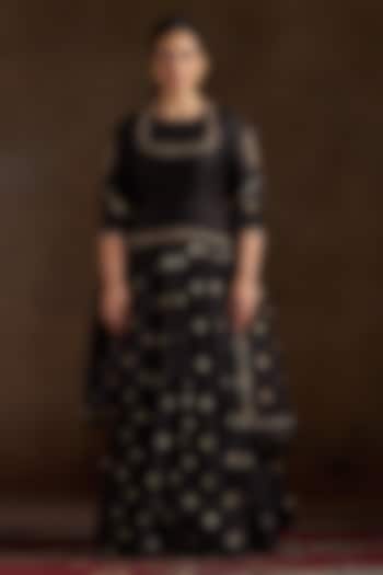 Black Pure Chanderi Sequins Embroidered Lehenga Set by Almaari by Pooja Patel at Pernia's Pop Up Shop