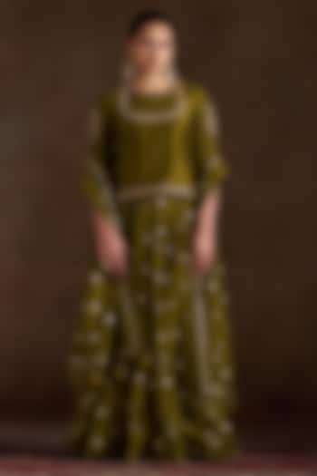 Mehendi Green Pure Chanderi Sequins Embroidered Lehenga Set by Almaari by Pooja Patel at Pernia's Pop Up Shop