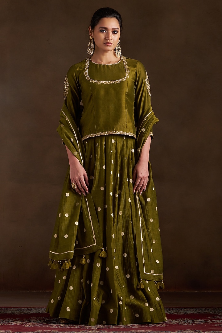 Mehendi Green Pure Chanderi Sequins Embroidered Lehenga Set by Almaari by Pooja Patel at Pernia's Pop Up Shop