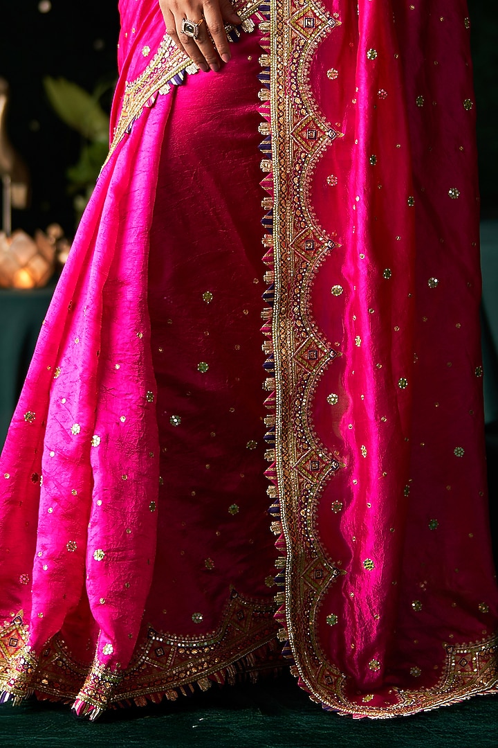 Pink Silk Mirror Embroidered Reception Saree Set by Almaari by Pooja Patel at Pernia's Pop Up Shop