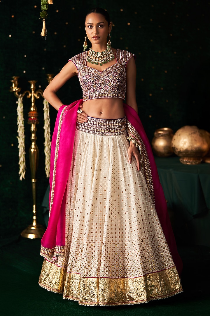 White Chanderi Jacquard Embroidered Bridal Lehenga Set by Almaari by Pooja Patel at Pernia's Pop Up Shop