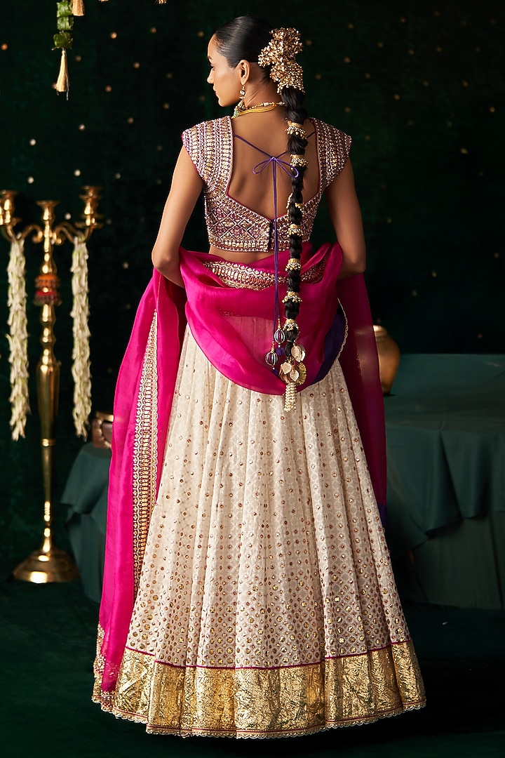 White Chanderi Jacquard Embroidered Bridal Lehenga Set by Almaari by Pooja Patel at Pernia's Pop Up Shop