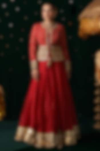 Red Organza Jacquard Embroidered Wedding Lehenga Set by Almaari by Pooja Patel at Pernia's Pop Up Shop