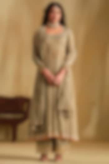 Green Silk Gota Work Party Wear Anarkali Set by Almaari by Pooja Patel at Pernia's Pop Up Shop