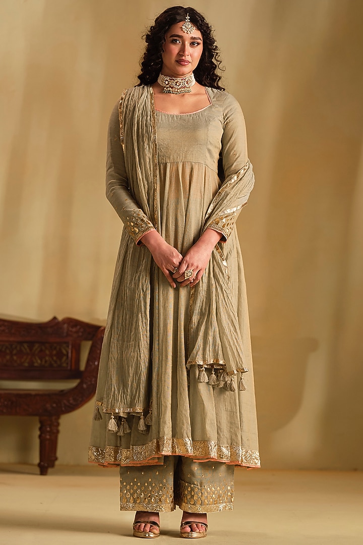 Green Silk Gota Work Party Wear Anarkali Set by Almaari by Pooja Patel at Pernia's Pop Up Shop