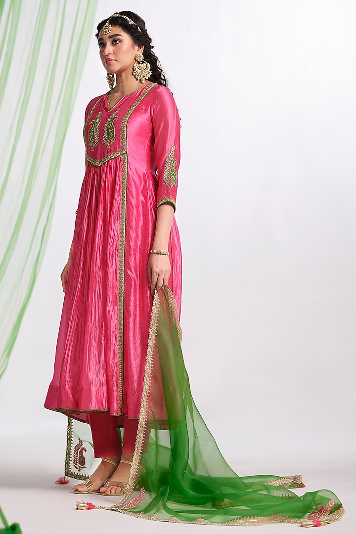 Pink Silk Aari Work Wedding Anarkali Set by Almaari by Pooja Patel at Pernia's Pop Up Shop