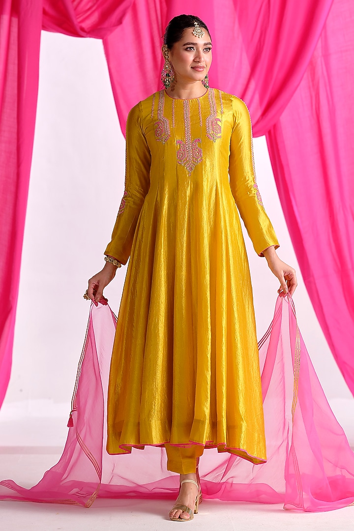 Yellow Silk Aari Work Party Wear Anarkali Set by Almaari by Pooja Patel at Pernia's Pop Up Shop