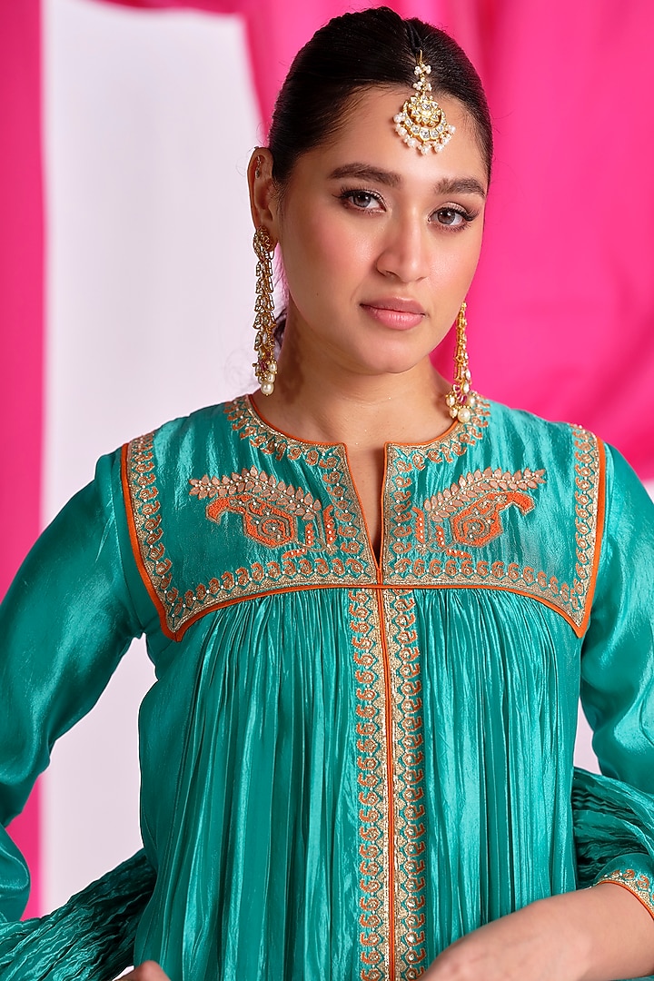 Green Silk Aari Work Wedding Anarkali Set by Almaari by Pooja Patel at Pernia's Pop Up Shop