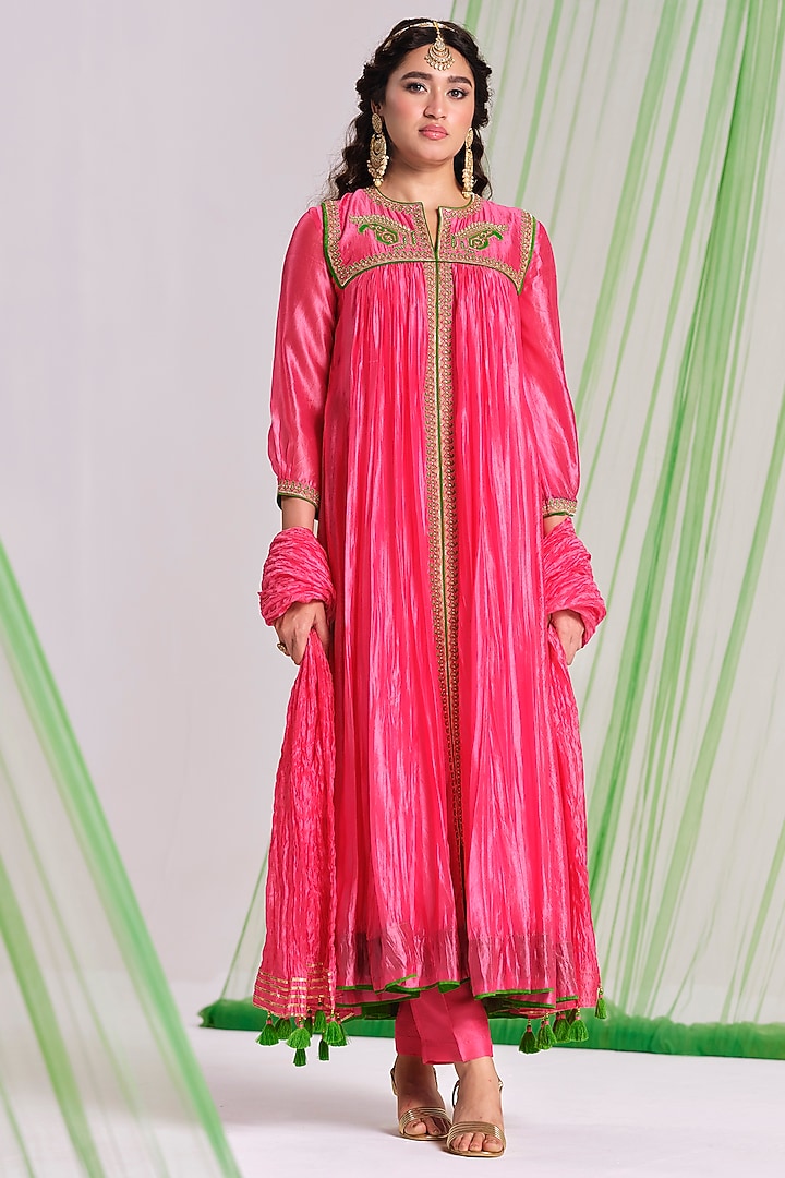 Pink Silk Aari Work Wedding Anarkali Set by Almaari by Pooja Patel at Pernia's Pop Up Shop