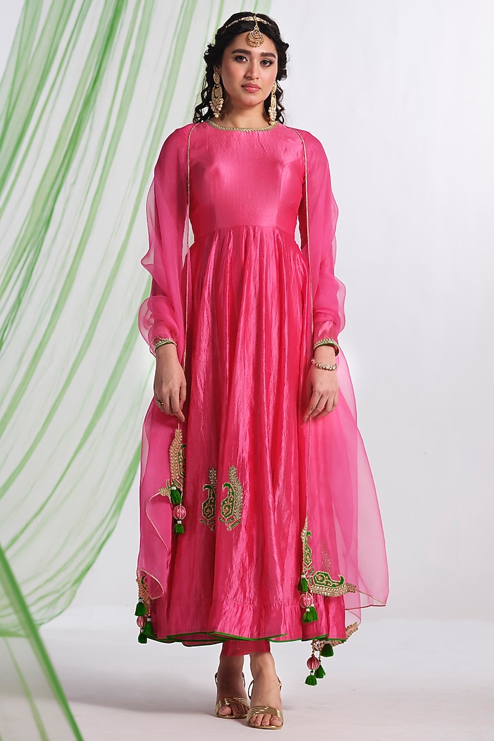Pink Silk Aari Work Wedding Anarkali Set by Almaari by Pooja Patel at Pernia's Pop Up Shop
