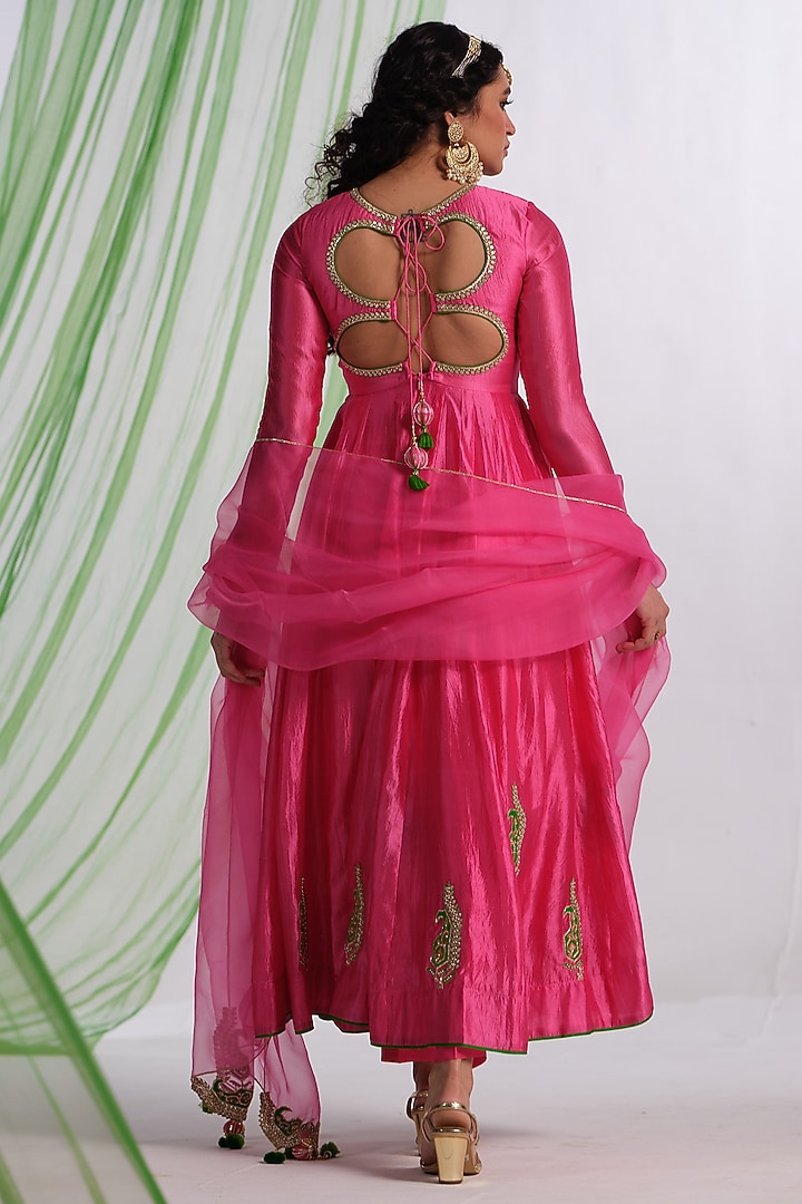 Pink Silk Aari Work Wedding Anarkali Set by Almaari by Pooja Patel at Pernia's Pop Up Shop