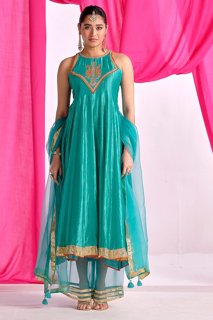 Green Silk Aari Work Party Wear Anarkali Set by Almaari by Pooja Patel at Pernia's Pop Up Shop