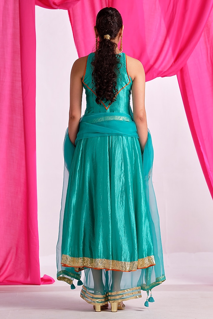 Green Silk Aari Work Party Wear Anarkali Set by Almaari by Pooja Patel at Pernia's Pop Up Shop