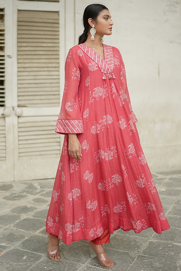 Red Chanderi Floral Printed Anarkali Set by Almaari by Pooja Patel at Pernia's Pop Up Shop