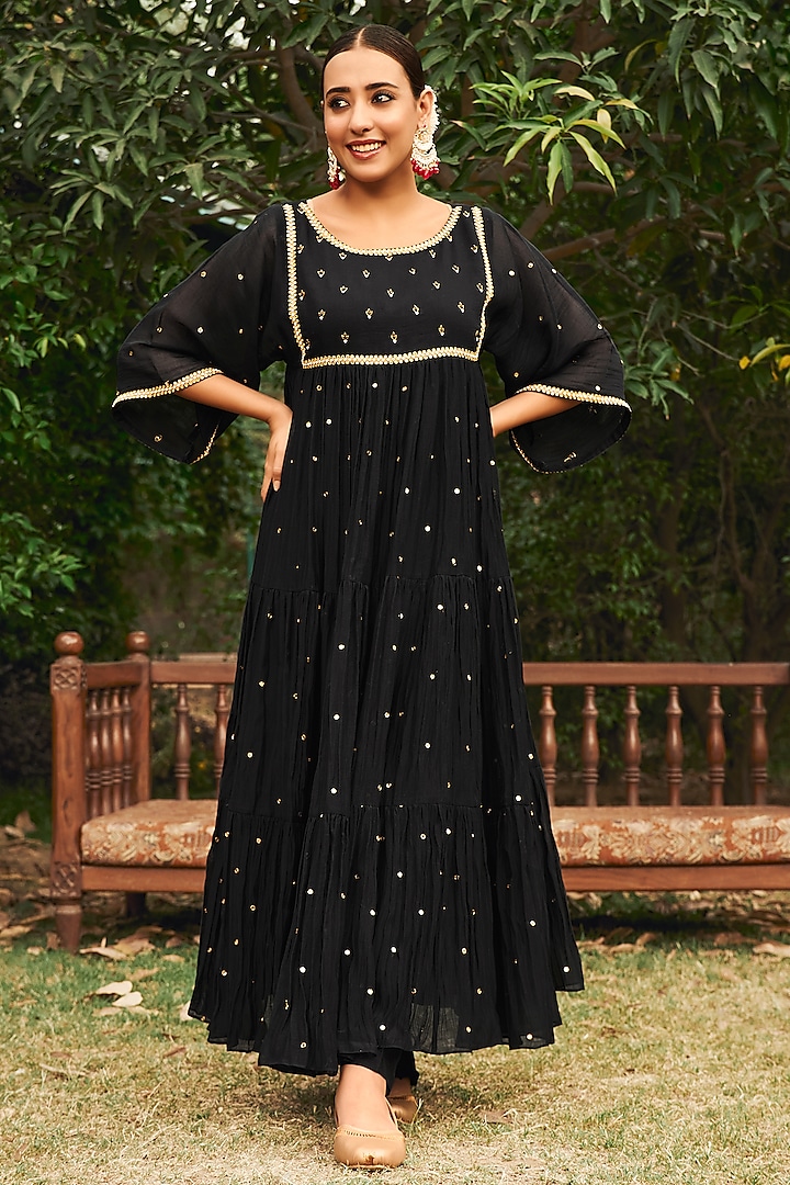 Black Soft Chanderi Pearl Work Tiered Kurta Set by Almaari by Pooja Patel at Pernia's Pop Up Shop