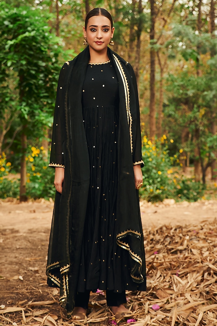 Black Soft Chanderi Pearl Work Anarkali Set by Almaari by Pooja Patel at Pernia's Pop Up Shop