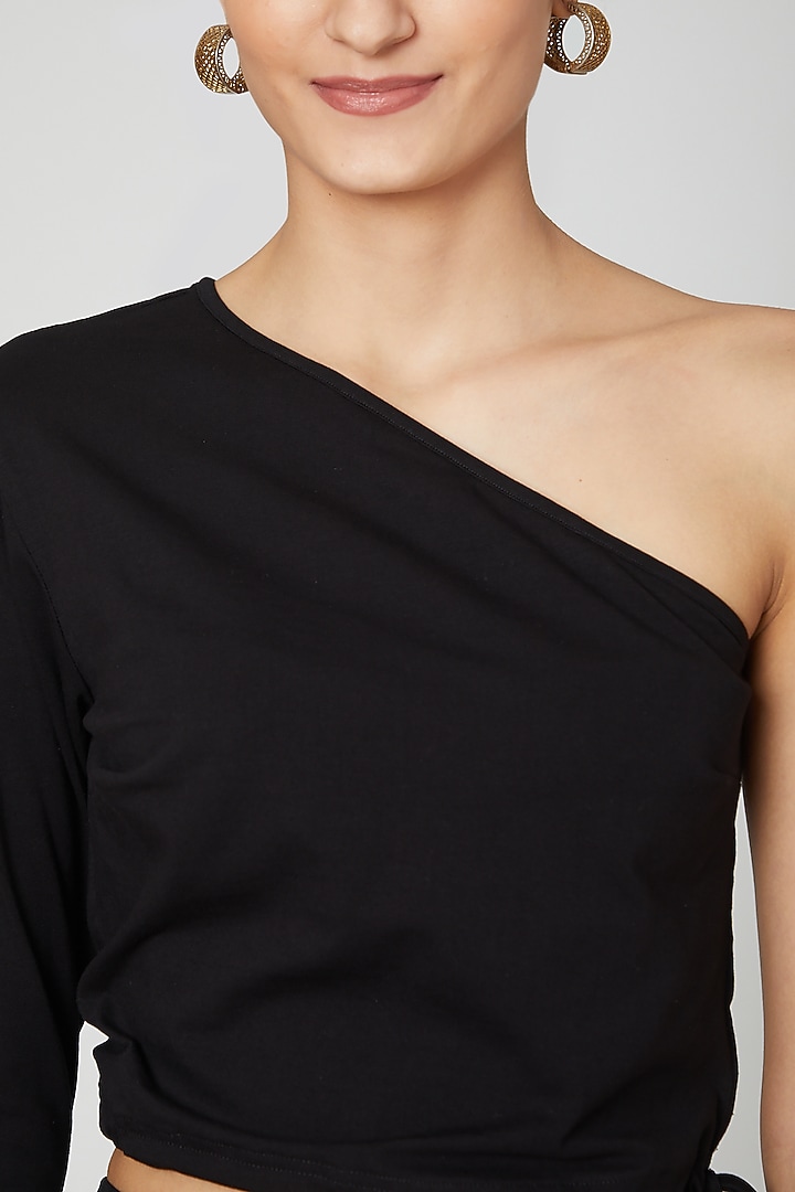 Black One Shoulder Top by ALIGNE at Pernia's Pop Up Shop