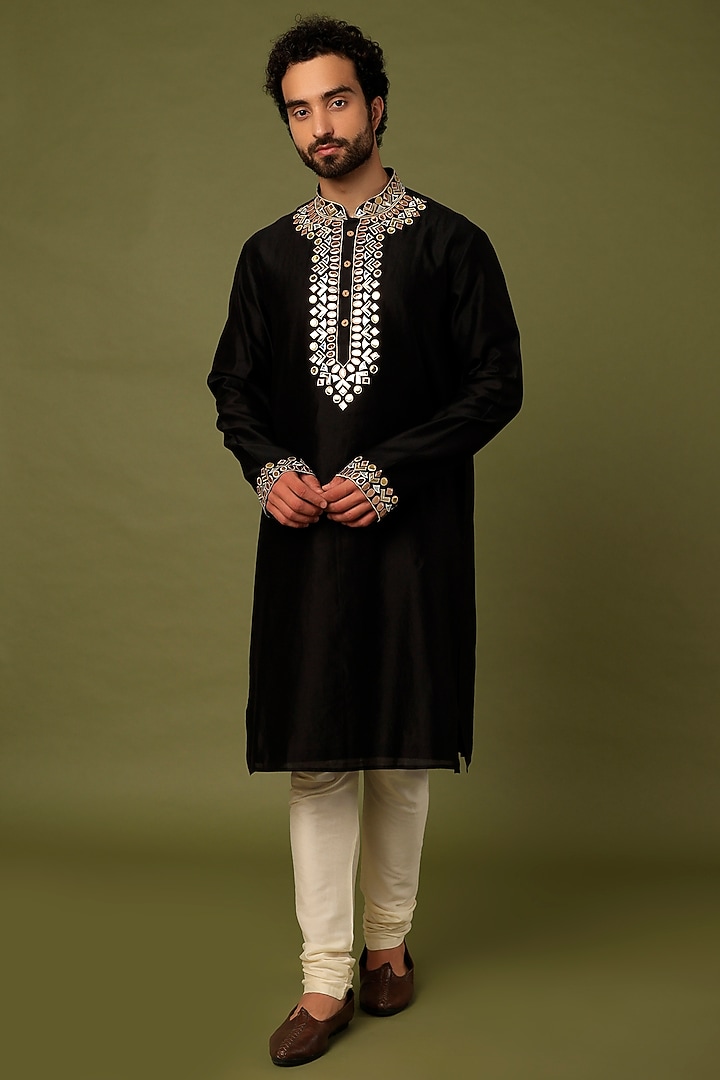Black Pure Chanderi Embroidered Kurta by ALOUKIK at Pernia's Pop Up Shop