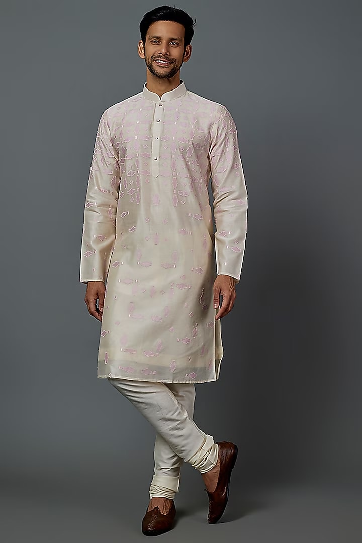 Off-White Silk Cotton & Spun Cotton Embroidered Kurta by ALOUKIK at Pernia's Pop Up Shop