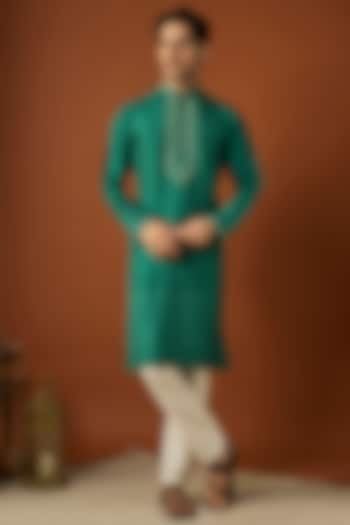 Emerald Green Tussar Printed & Embroidered Kurta Set by ALOUKIK at Pernia's Pop Up Shop