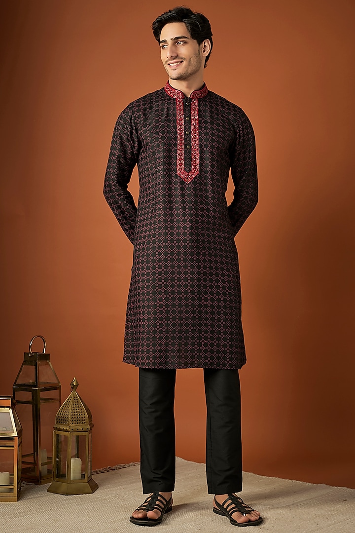 Black Tussar Printed & Embroidered Kurta Set by ALOUKIK at Pernia's Pop Up Shop