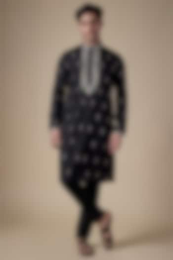 Black Art Silk Machine & Hand Embroidered Kurta Set by ALOUKIK at Pernia's Pop Up Shop