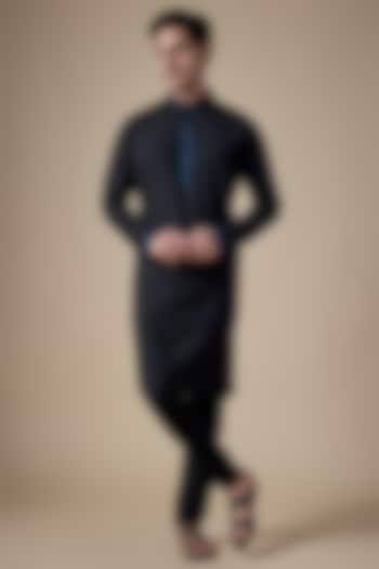 Black Art Silk Machine & Hand Embroidered Kurta Set by ALOUKIK at Pernia's Pop Up Shop