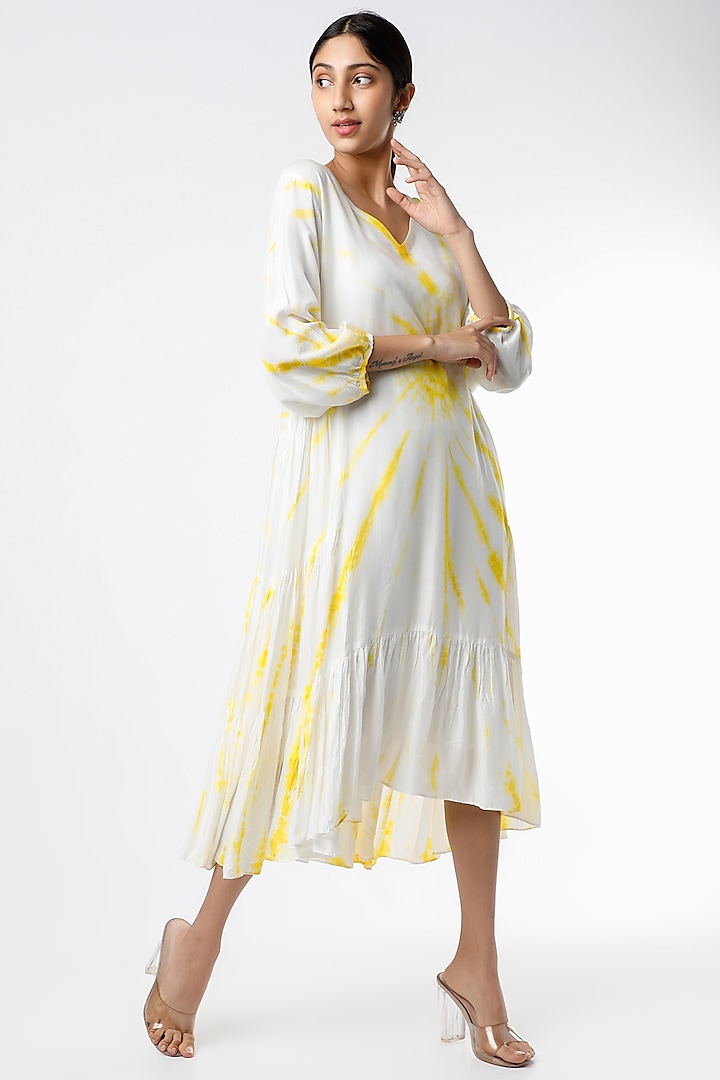 Yellow & White Batik Tie-Dye Printed Layered Dress by Alpa & Reena
